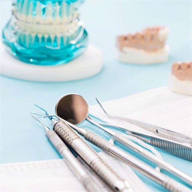 Especialistas en prótesis y férulas dentales en Narón